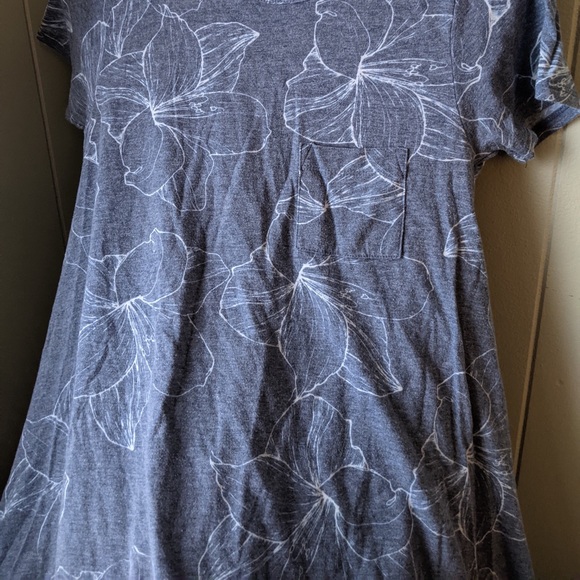 LuLaRoe T-shirt Dress - Picture 2 of 5